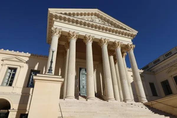 Tribunal administratif